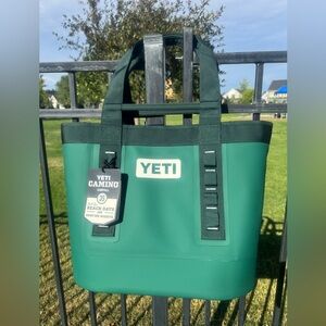 YETI Camino 35 Carryall Bag in Black Forest Green-Limited Edition